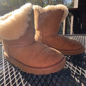 Ugg boots for girls